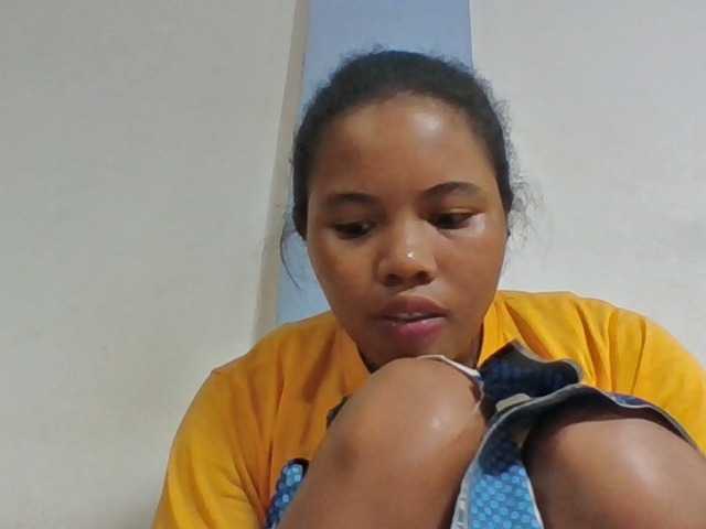 Juliah1a live cam on BongaCams