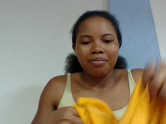 Juliah1a live cam on BongaCams