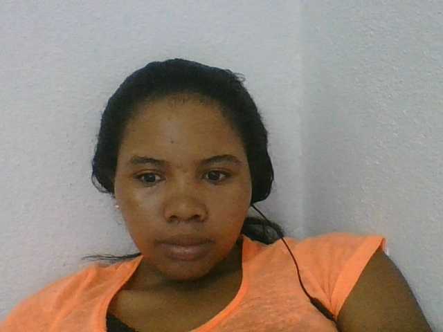 Juliah1a live cam on BongaCams
