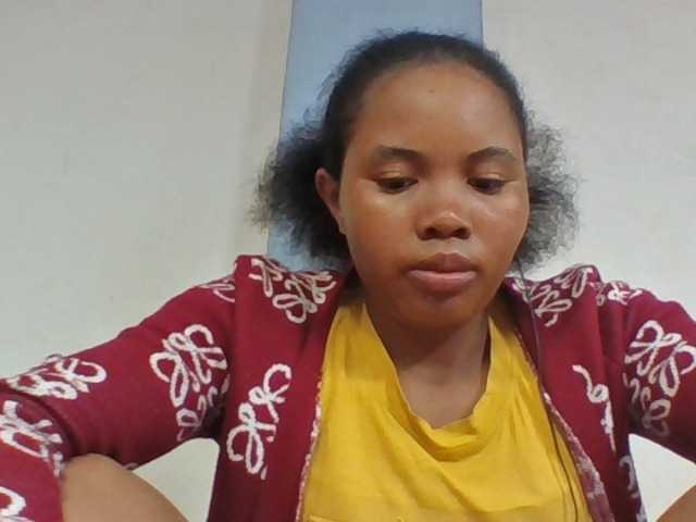 Juliah1a live cam on BongaCams