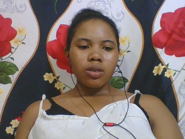 Juliah1a webcam bongacams model stream image