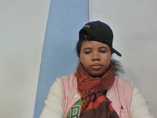 Juliah1a live cam on BongaCams