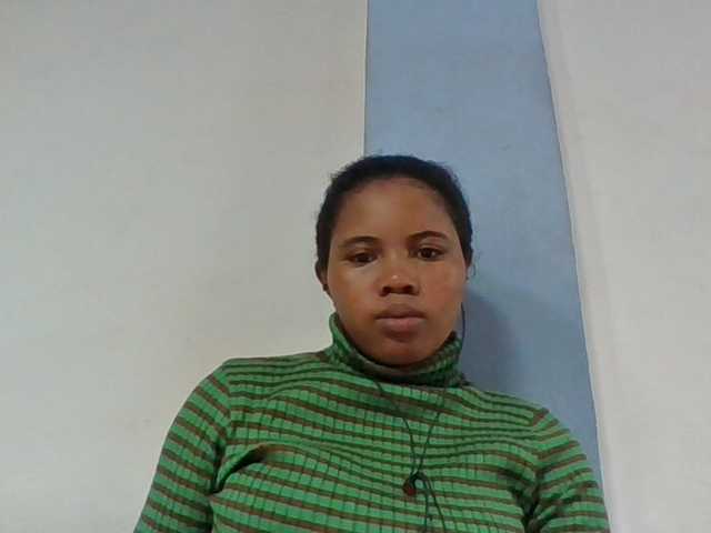 Juliah1a live cam on BongaCams