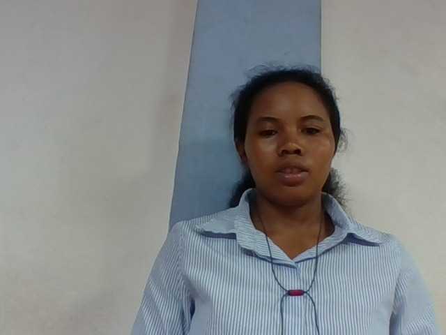 Juliah1a live webcam show
