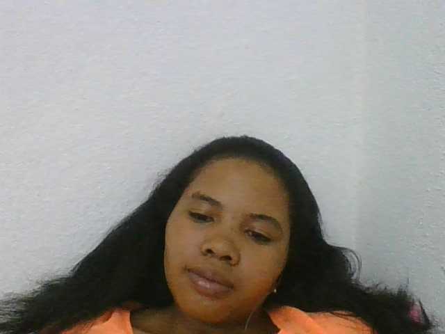 Juliah1a live cam on BongaCams