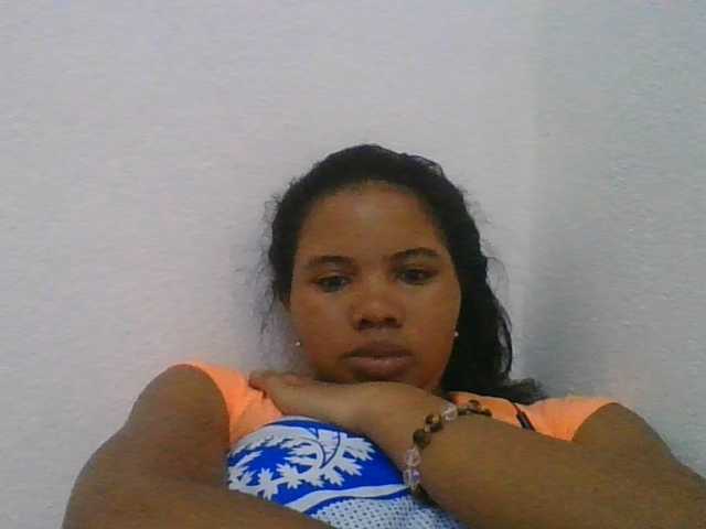 Juliah1a live cam on BongaCams