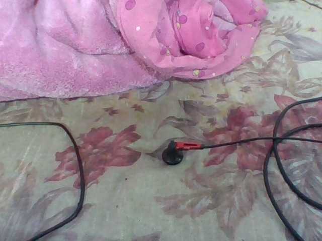 Juliah1a live cam on BongaCams