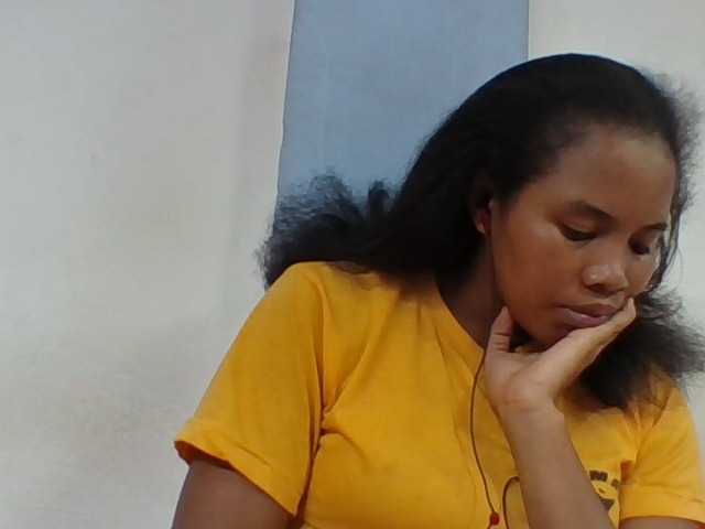 Juliah1a live webcam show