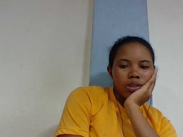 Juliah1a live webcam show