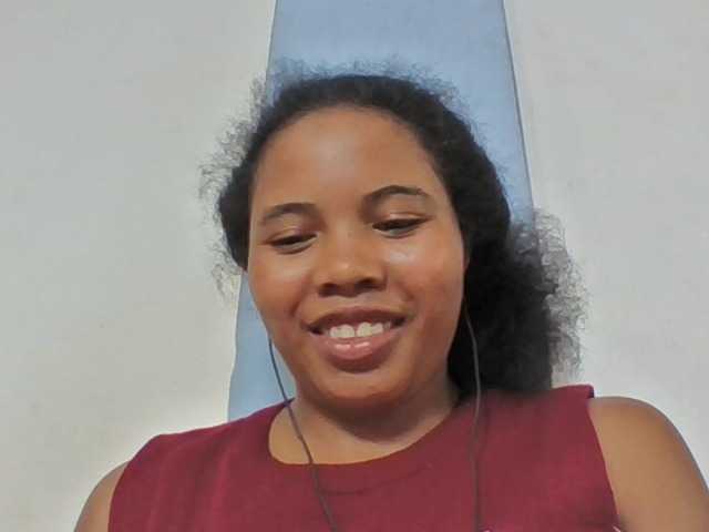 Juliah1a live cam on BongaCams