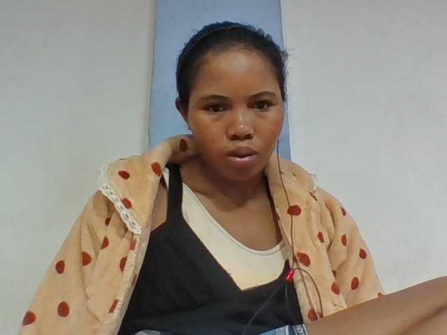 Juliah1a live cam on BongaCams