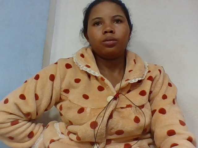 Juliah1a live cam on BongaCams