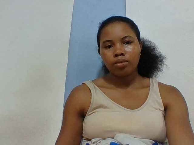 Juliah1a live cam