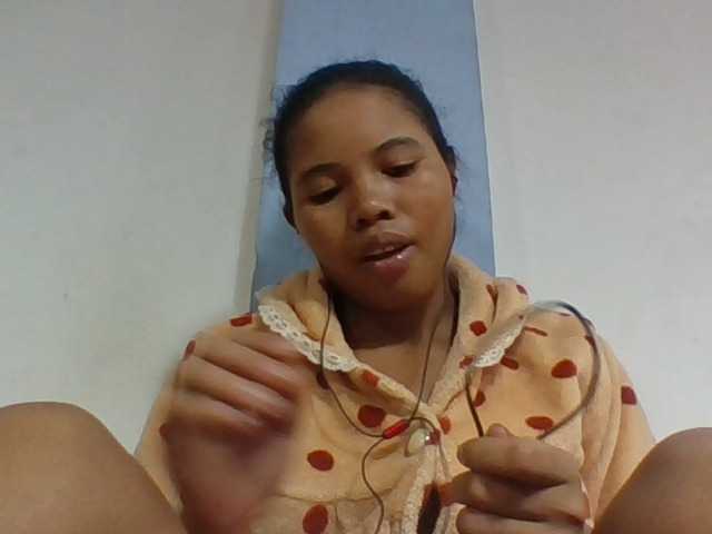Juliah1a live cam on BongaCams