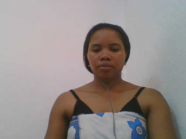 Juliah1a, live now on BongaCams