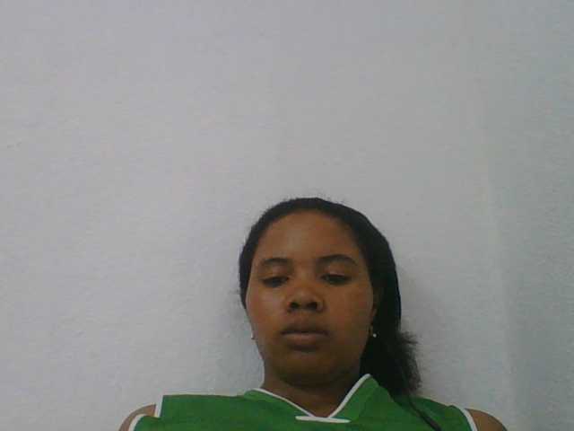 Juliah1a live cam on BongaCams