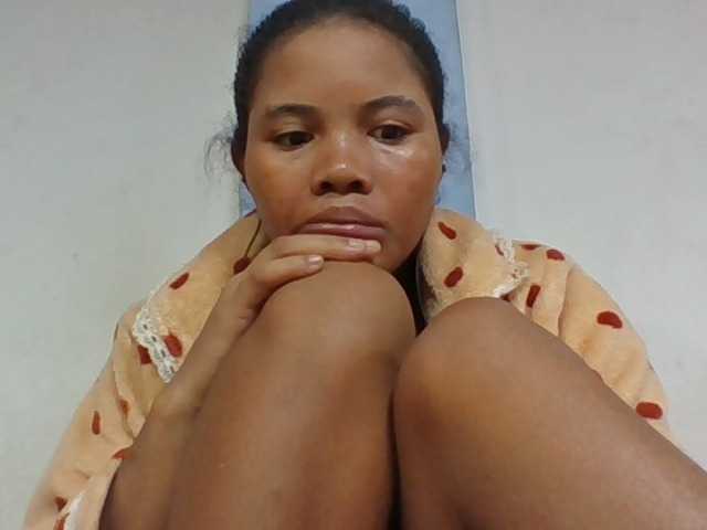 Juliah1a live cam on BongaCams