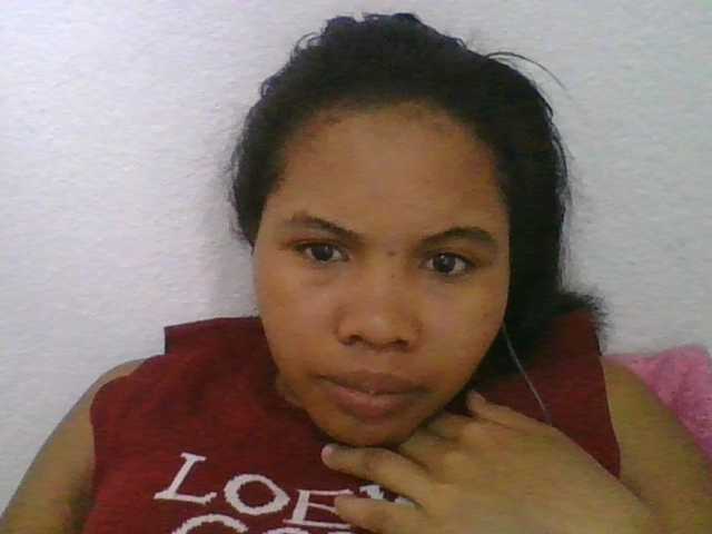 Juliah1a live cam on BongaCams