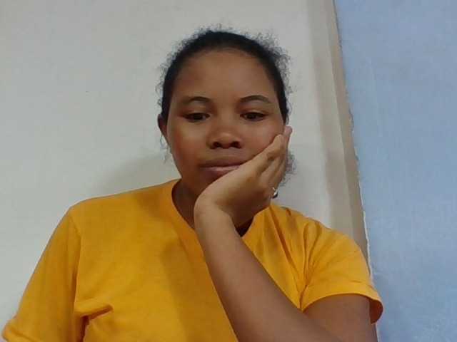 Juliah1a live cam on BongaCams