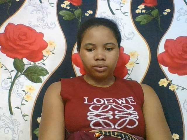 Juliah1a live cam on BongaCams