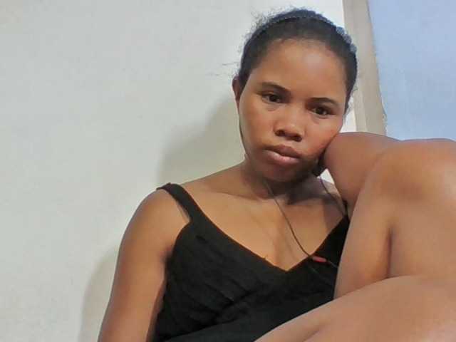 Juliah1a live cam on BongaCams