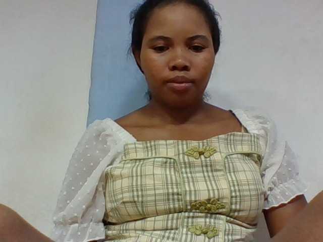 Juliah1a live cam on BongaCams