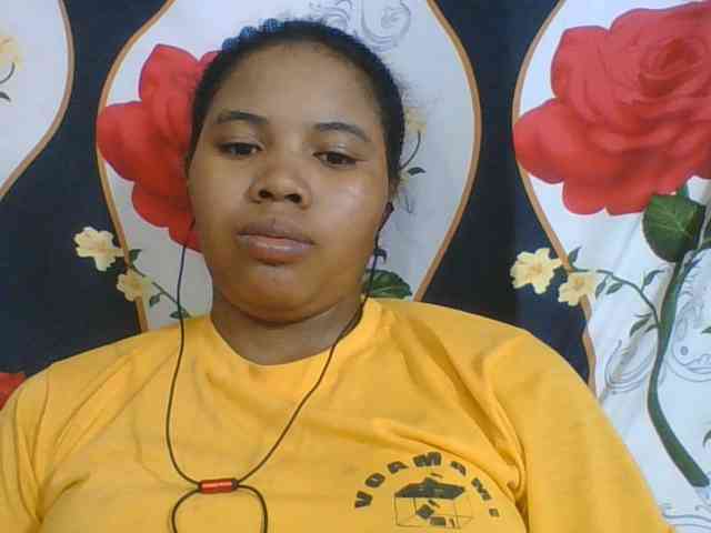 Juliah1a webcam