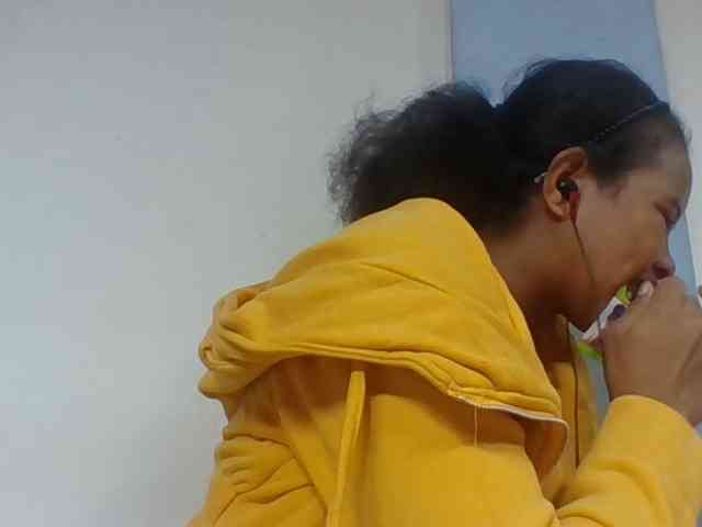 Juliah1a webcam