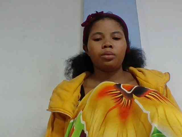 Juliah1a webcam