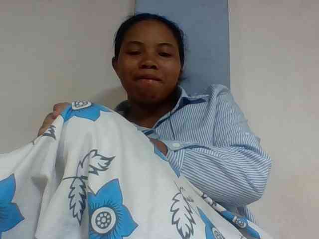 Juliah1a webcam