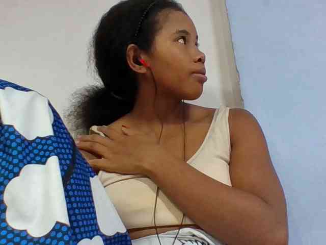 Juliah1a webcam