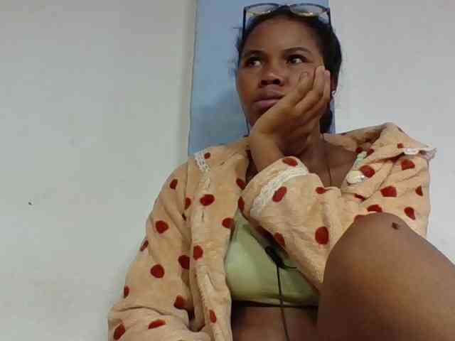 Juliah1a webcam