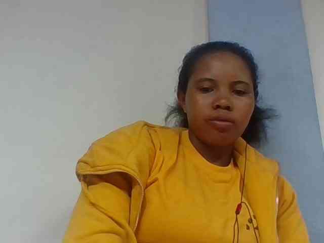 Juliah1a webcam