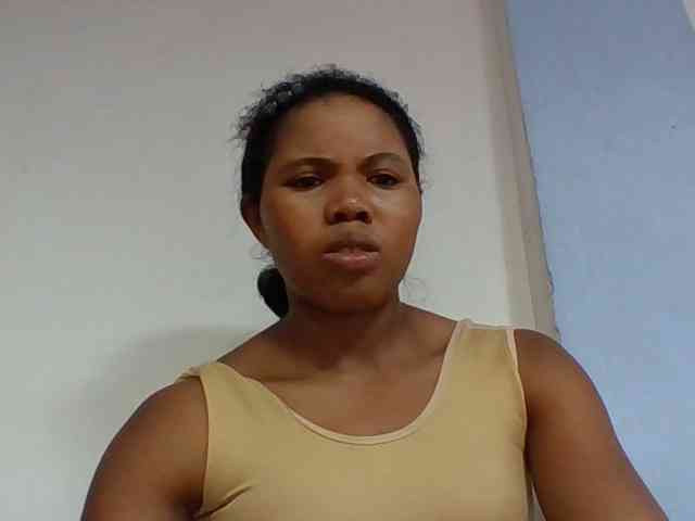 Juliah1a webcam