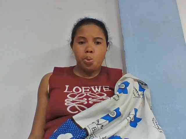 Juliah1a webcam