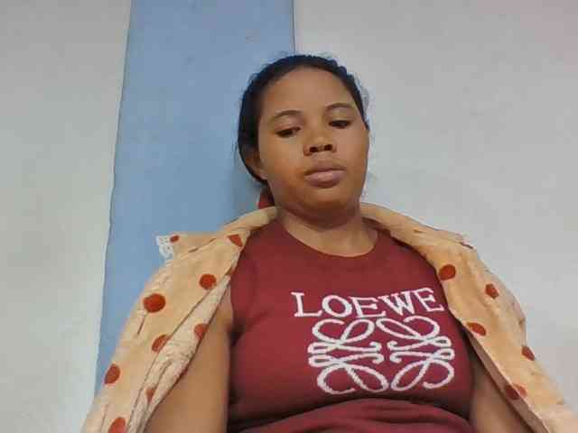 Juliah1a webcam