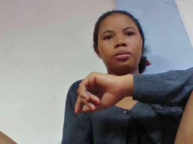 Juliah1a webcam