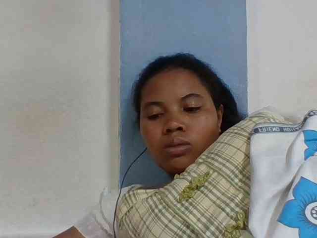Juliah1a webcam