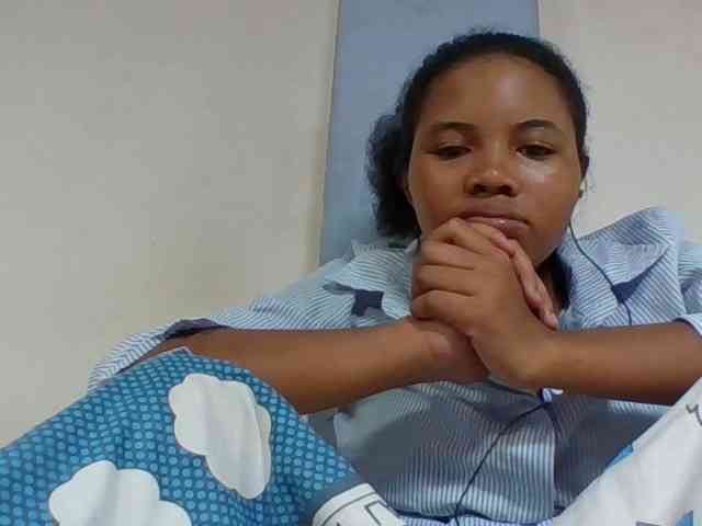 Juliah1a webcam