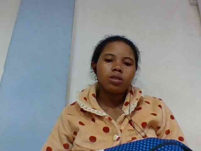 Juliah1a webcam