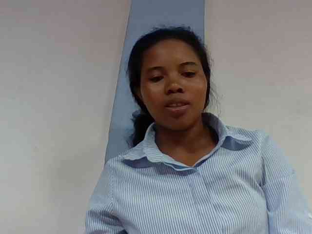 Juliah1a webcam