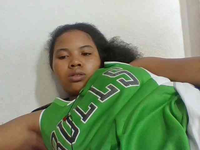 Juliah1a webcam