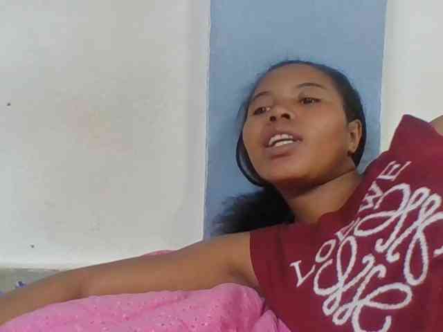 Juliah1a webcam
