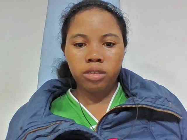 Juliah1a webcam