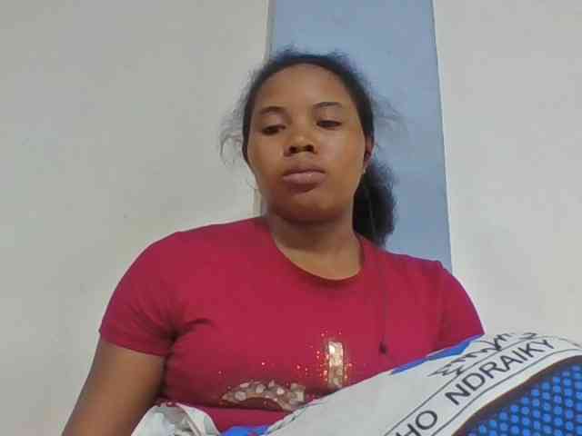 Juliah1a webcam