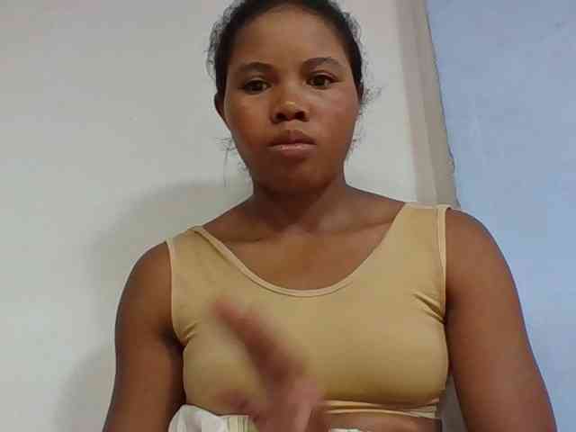 Juliah1a webcam