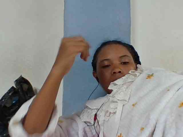 Juliah1a webcam