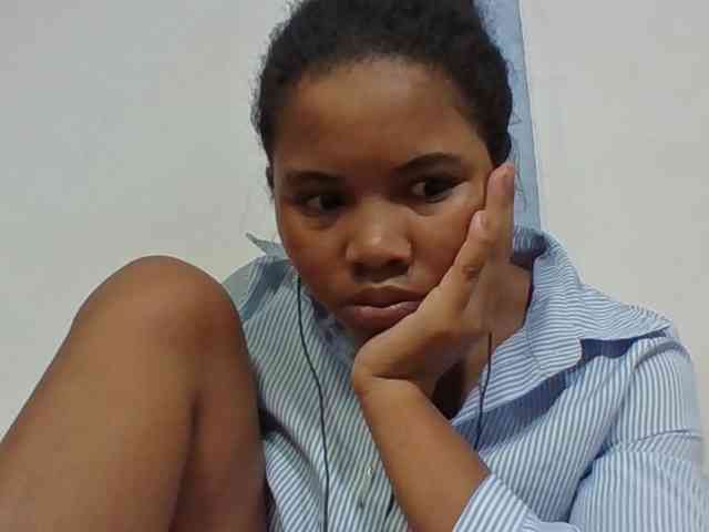 Juliah1a webcam