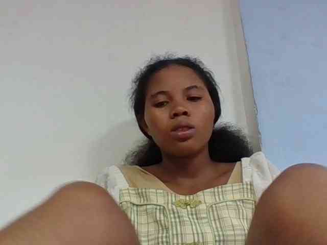 Juliah1a webcam