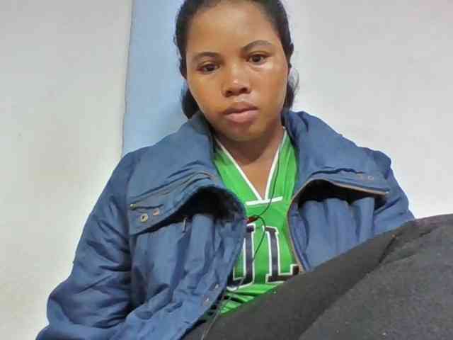 Juliah1a webcam